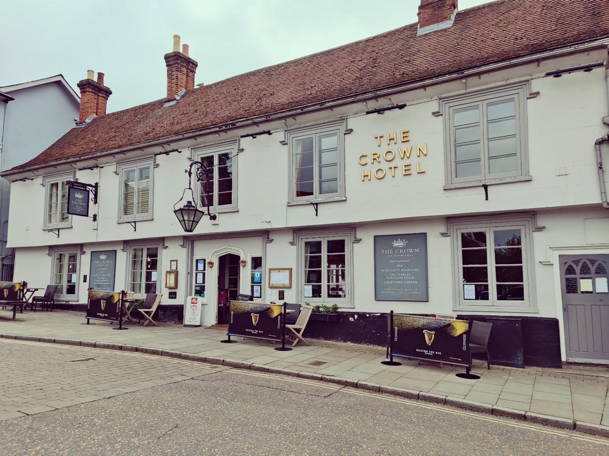 The Crown Hotel 法拉姆灵厄姆 外观 照片